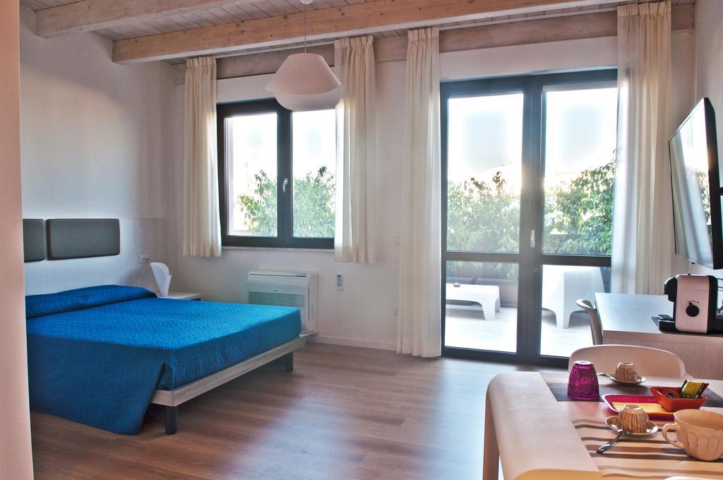 Four Rooms Guesthouse Oristano Exteriér fotografie