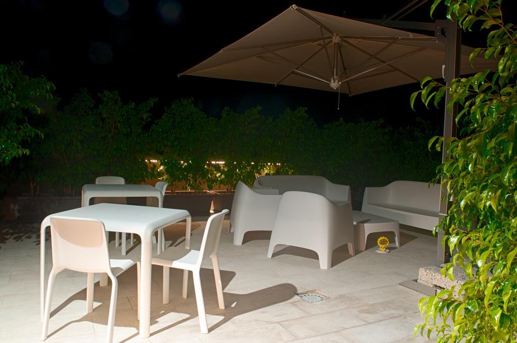 Four Rooms Guesthouse Oristano Exteriér fotografie